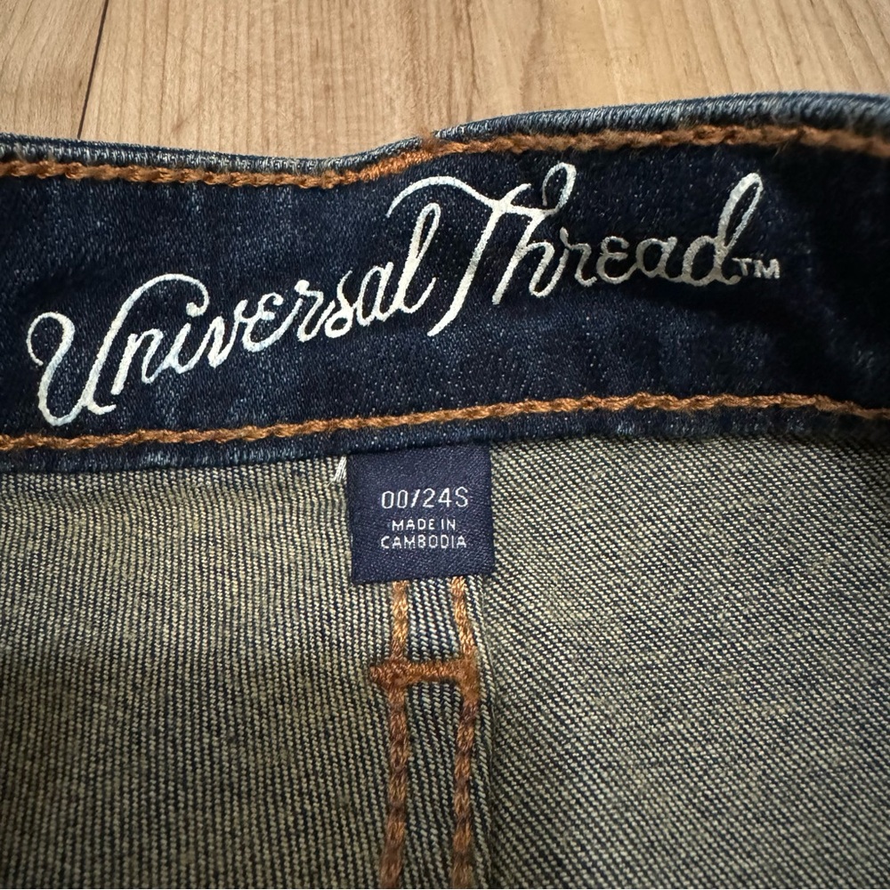 Target Universal Thread Jeans - Picture 2 of 2